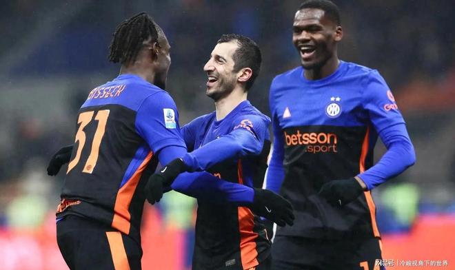 中欧体育网站 -包含太狠了！罗马围绕欧冠绝杀压哨多特蒙德围绕NBA季后赛回应争议，托特纳姆加时末段再遭质疑的词条